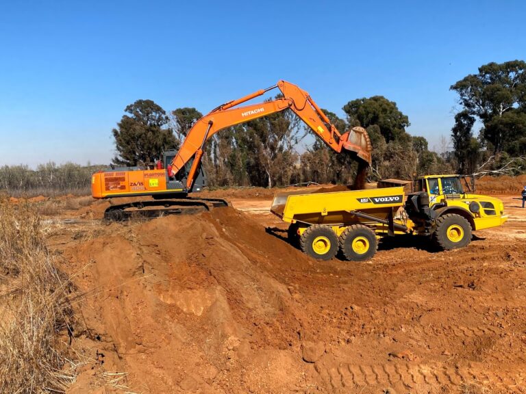 Plantcor Mining and Plant Hire 768x576