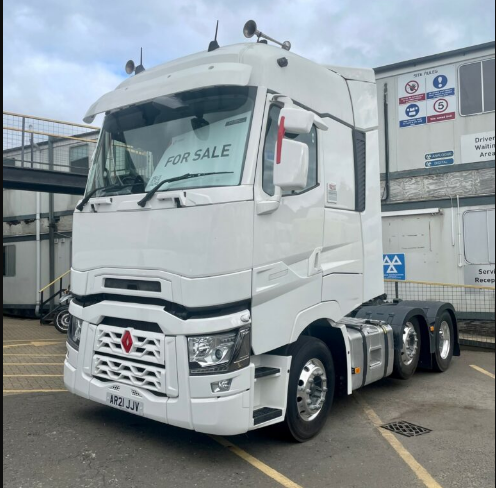 RENAULT T-HIGH 6×2 TRACTOR UNIT
