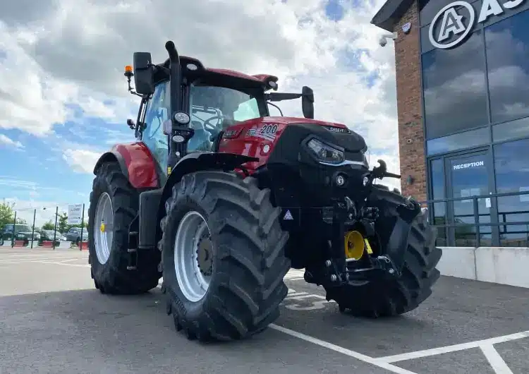 CASE PUMA 200 TRACTOR-CVX