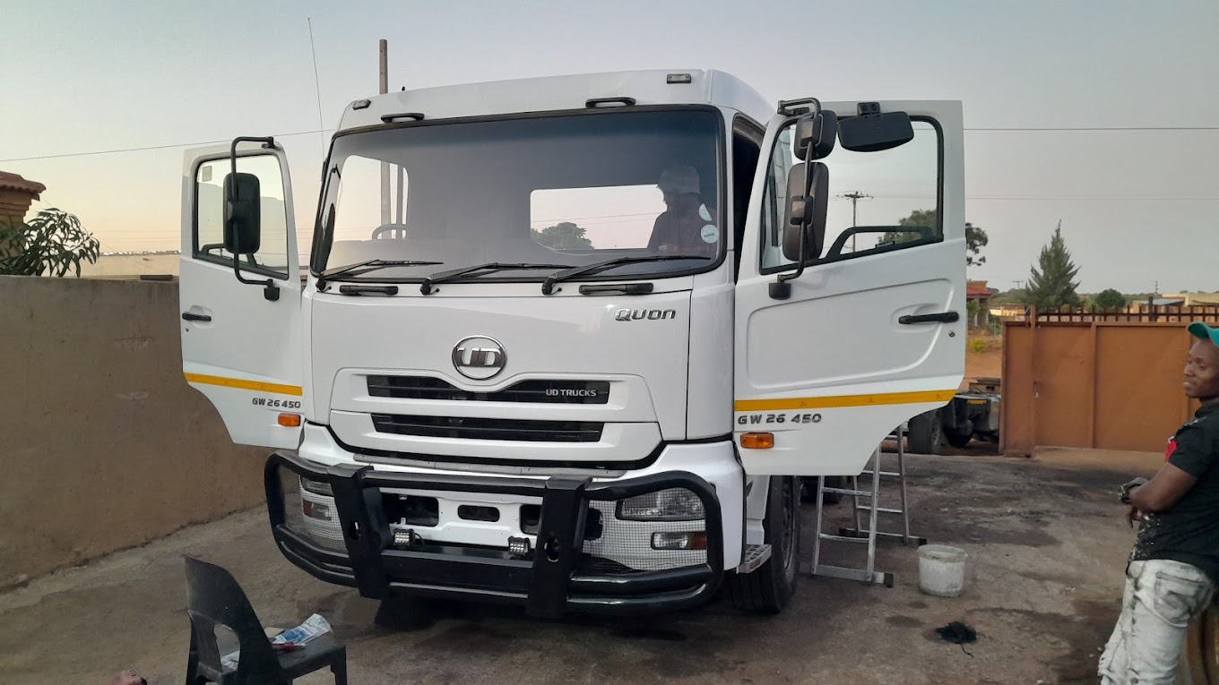 THE TRUCK LAB