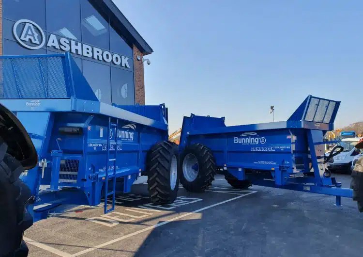 REAR DISCHARGE SPREADER