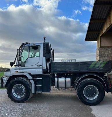 Mercedes-Benz Unimog U530 7.7