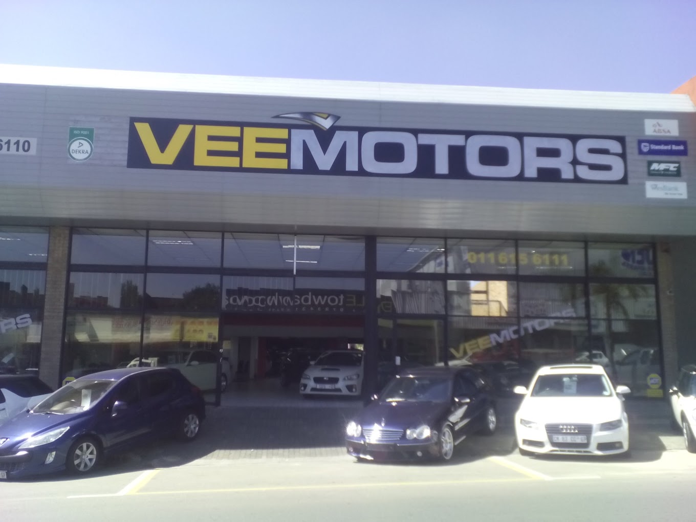 Vee Motors