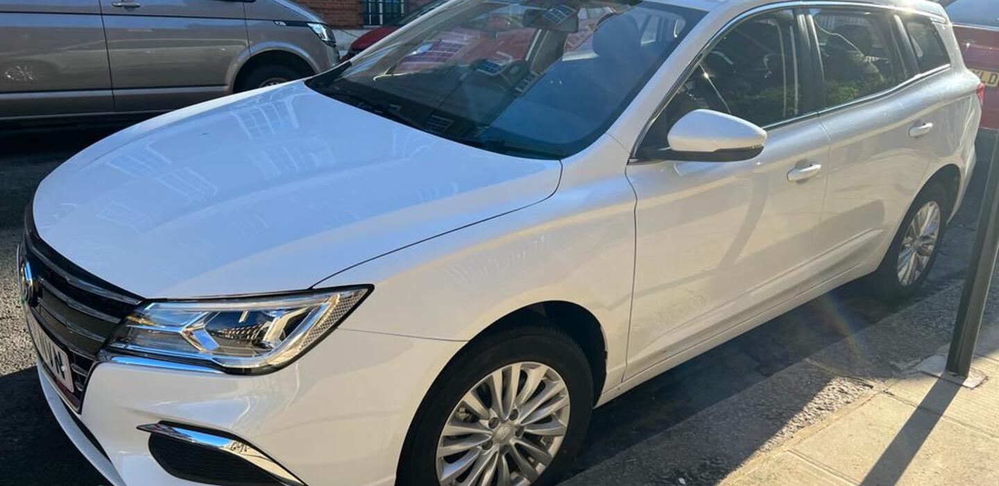 MG MG5 2022