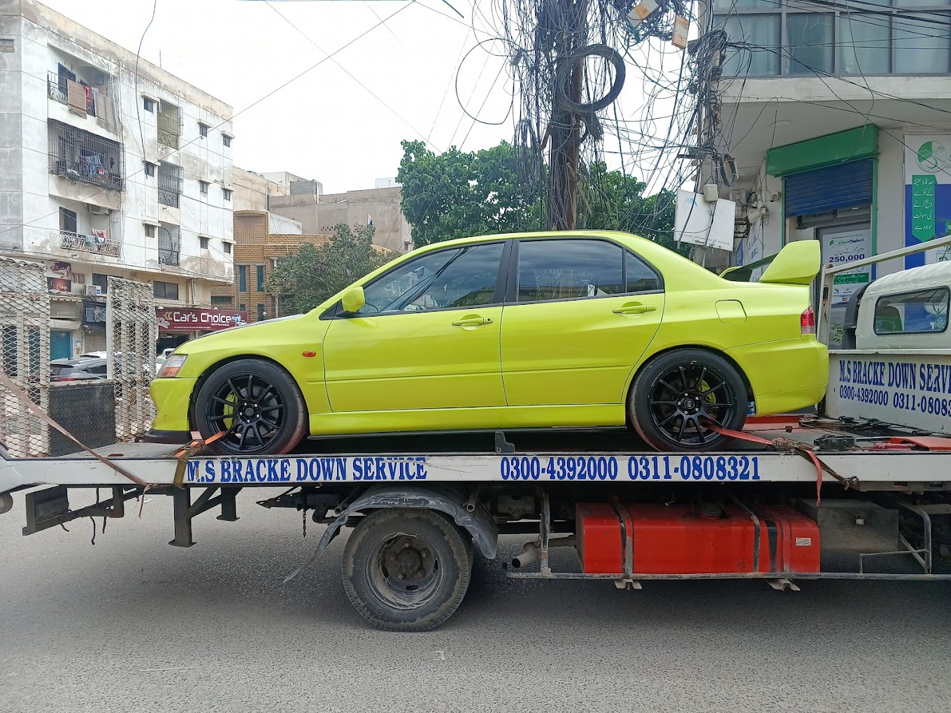 MS CAR TOWING SERVICES 24/7 IN KARACHI