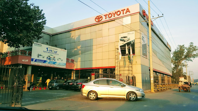 Toyota Ravi Motors