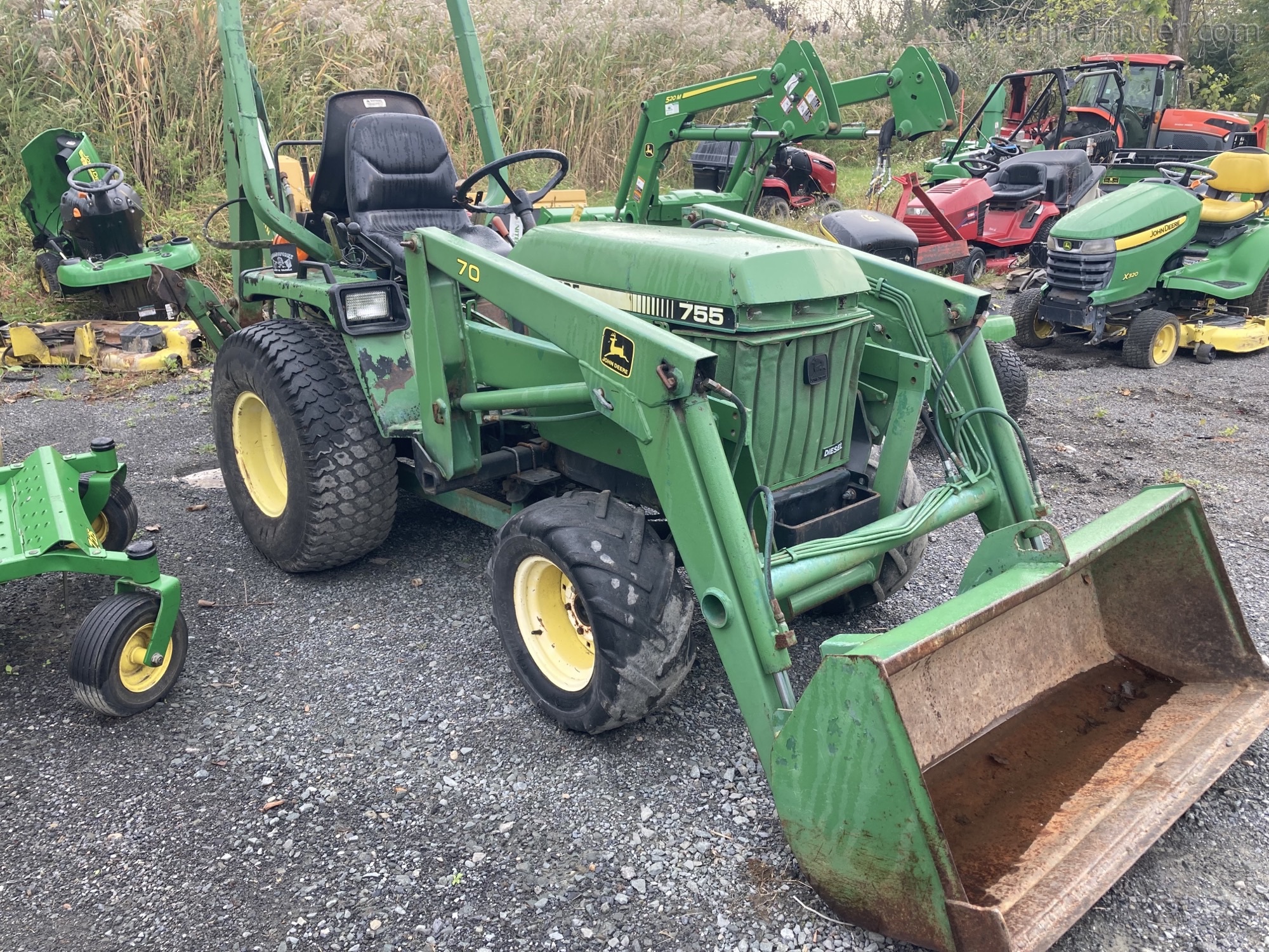 1988 JOHN DEERE 755