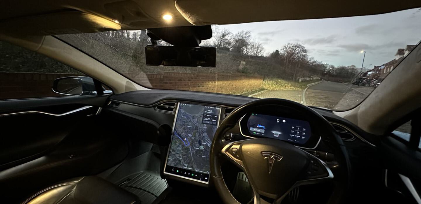 Tesla Model S 2016