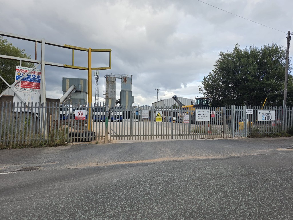 Wolverhampton Concrete & Aggregate Plant — Plant Equipment